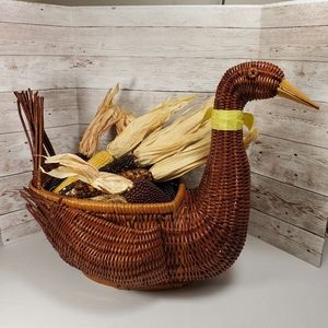 Vintage Wicker Duck w/ Corn cobs Décor